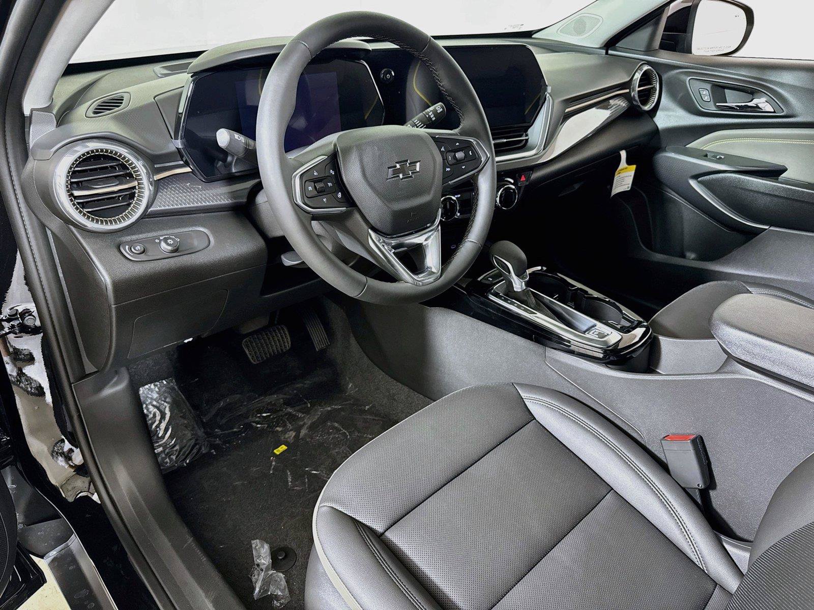 New 2026 Chevrolet Trax ACTIV w/ Driver Confidence Package FWD image 5