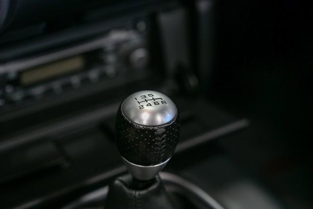 Used 2002 Honda S2000 image 28