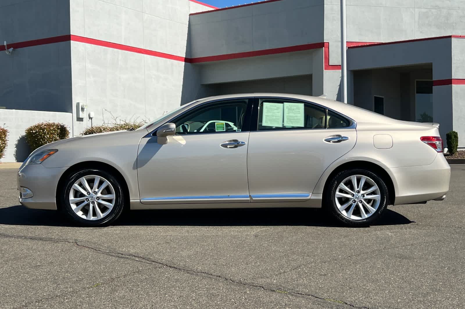 Used 2012 Lexus ES 350 FWD image 9