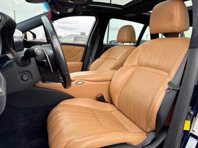 Used 2022 Lexus LS 500 AWD w/ Interior Upgrade Package image 11