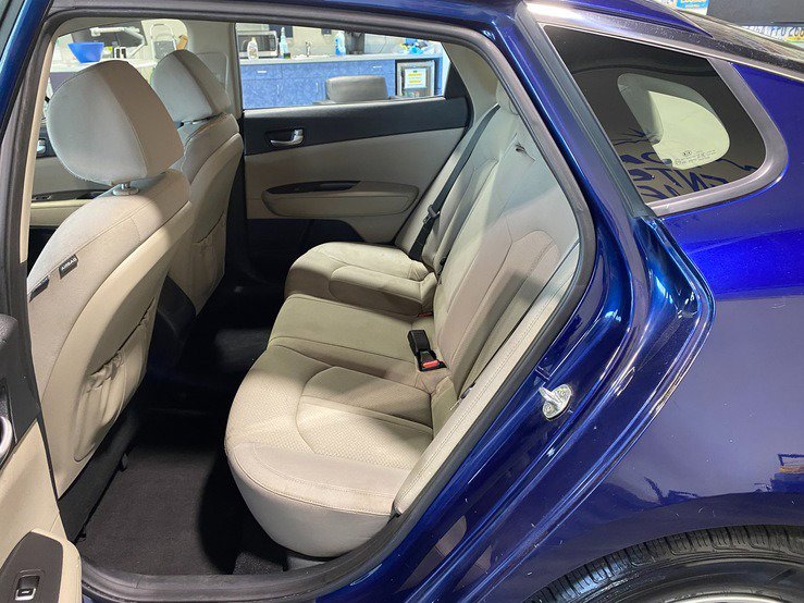 Used 2016 Kia Optima LX FWD image 16