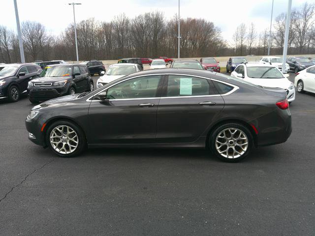 Used 2016 Chrysler 200 S image 3