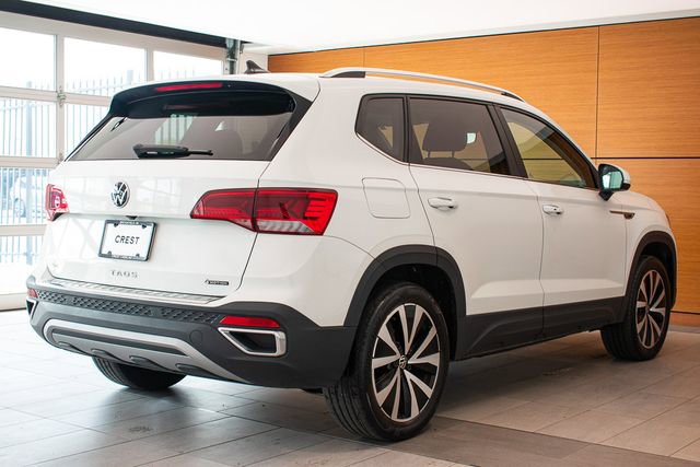 Used 2023 Volkswagen Taos SE AWD/4WD image 6