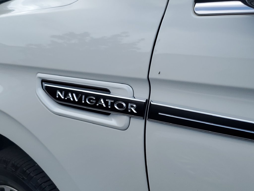 Used 2021 Lincoln Navigator L Black Label AWD/4WD image 19
