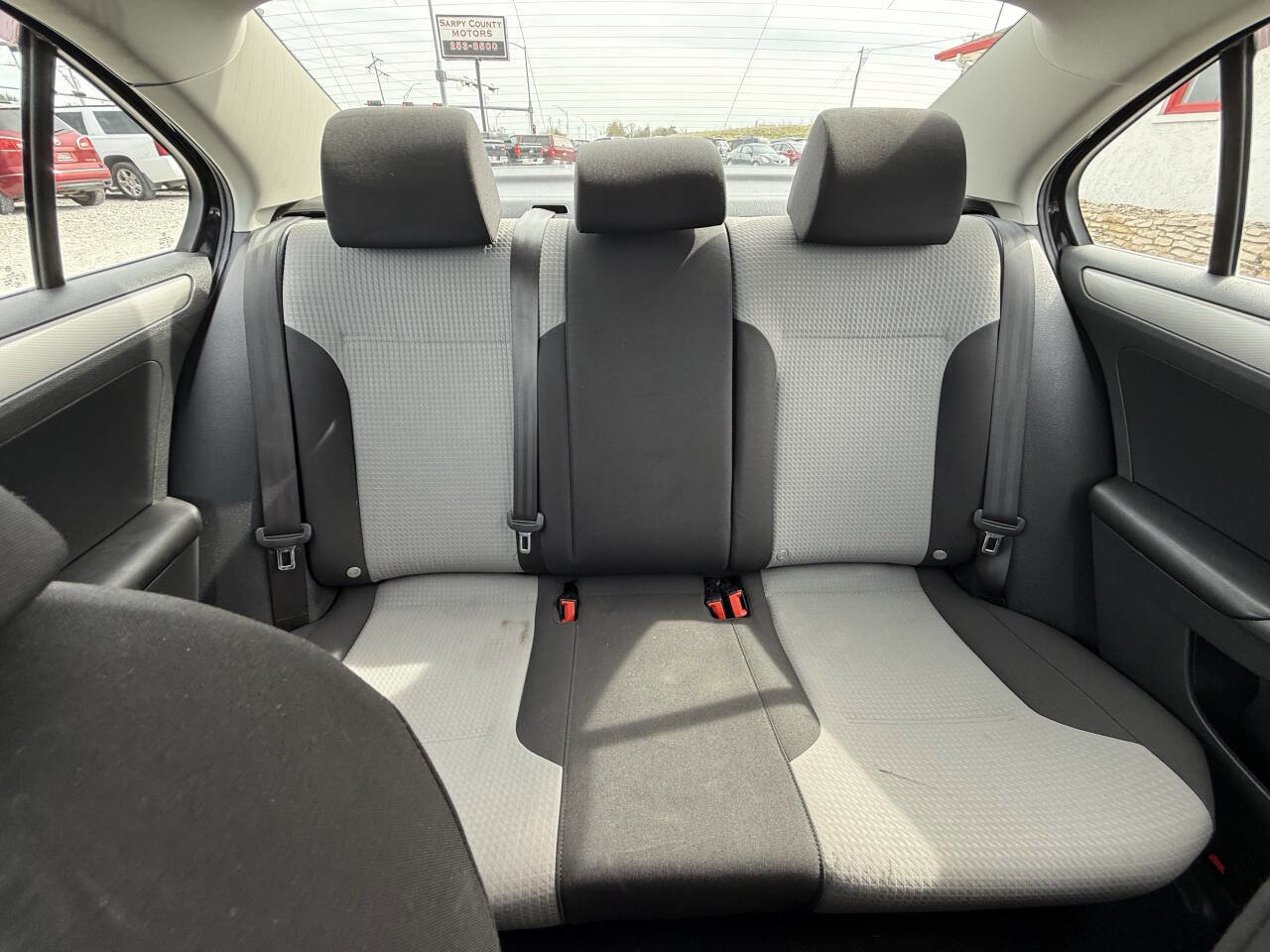 Used 2017 Volkswagen Jetta S image 27