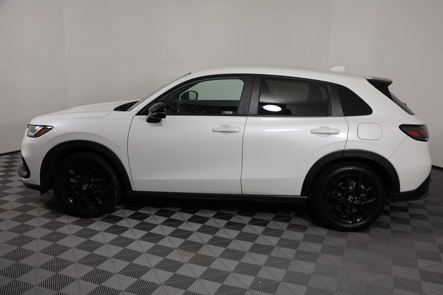 Used 2023 Honda HR-V Sport image 5