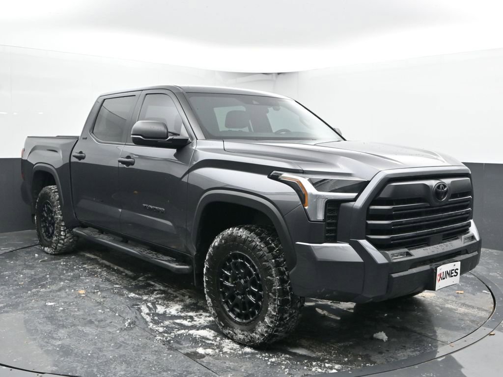 Used 2025 Toyota Tundra SR5 image 2