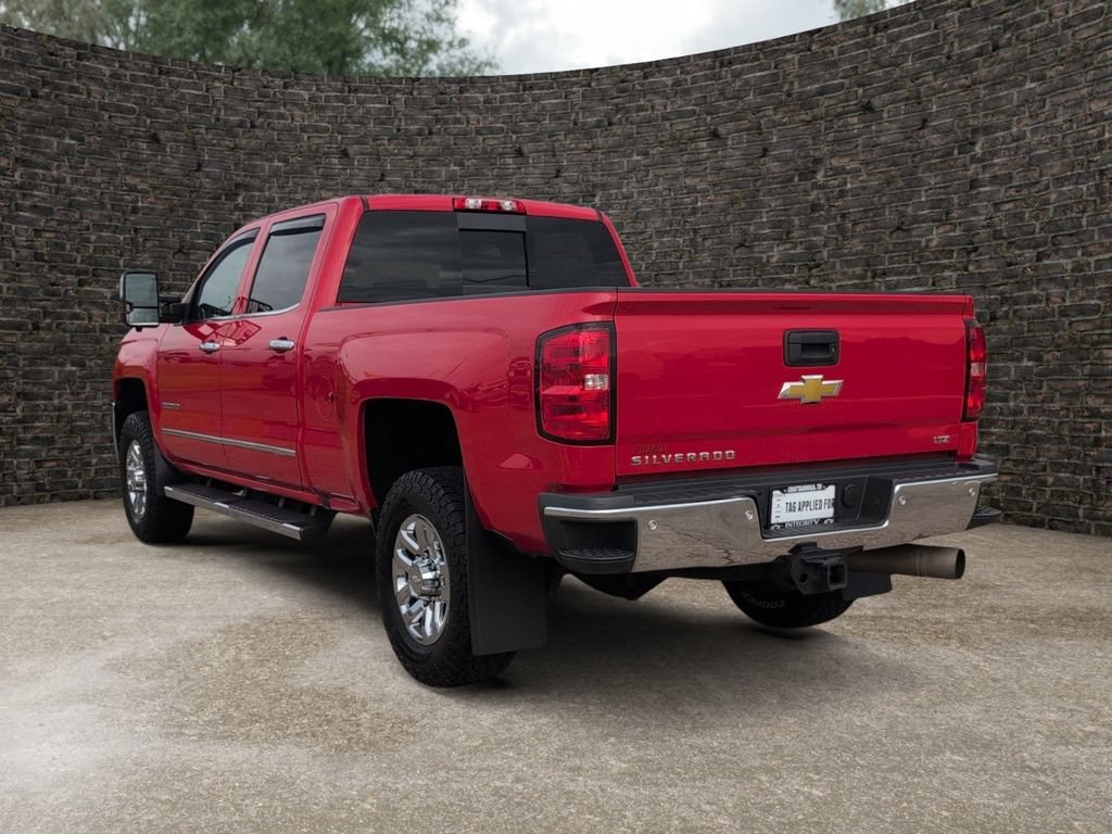 Used 2018 Chevrolet Silverado 2500 LTZ w/ Duramax Plus Package RWD image 4