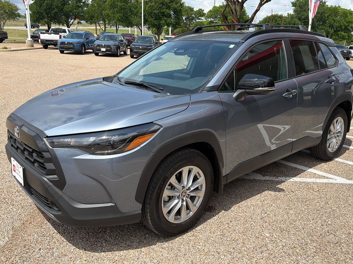 Used 2026 Toyota Corolla Cross LE w/ Moonroof Package image 7