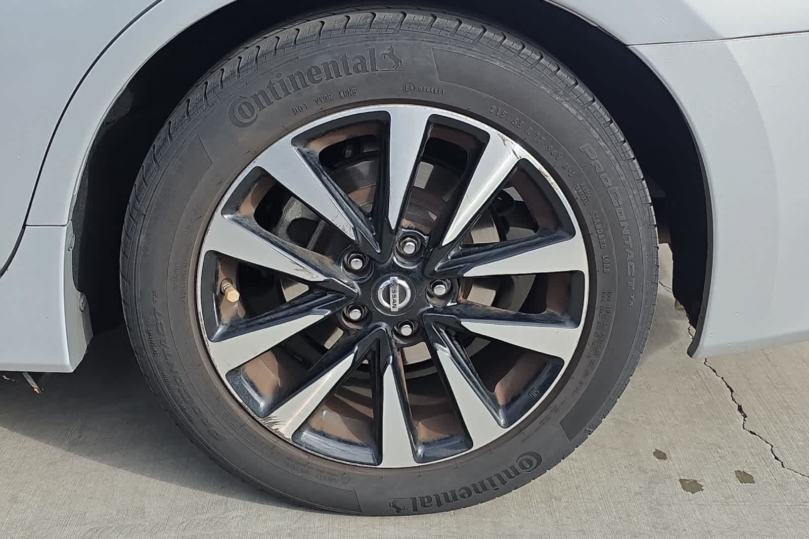 Used 2018 Nissan Altima 2.5 SV FWD image 12
