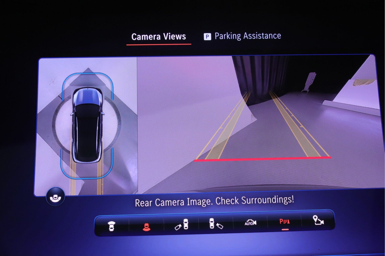 Used 2023 Mercedes-Benz EQS 580 4MATIC SUV image 13