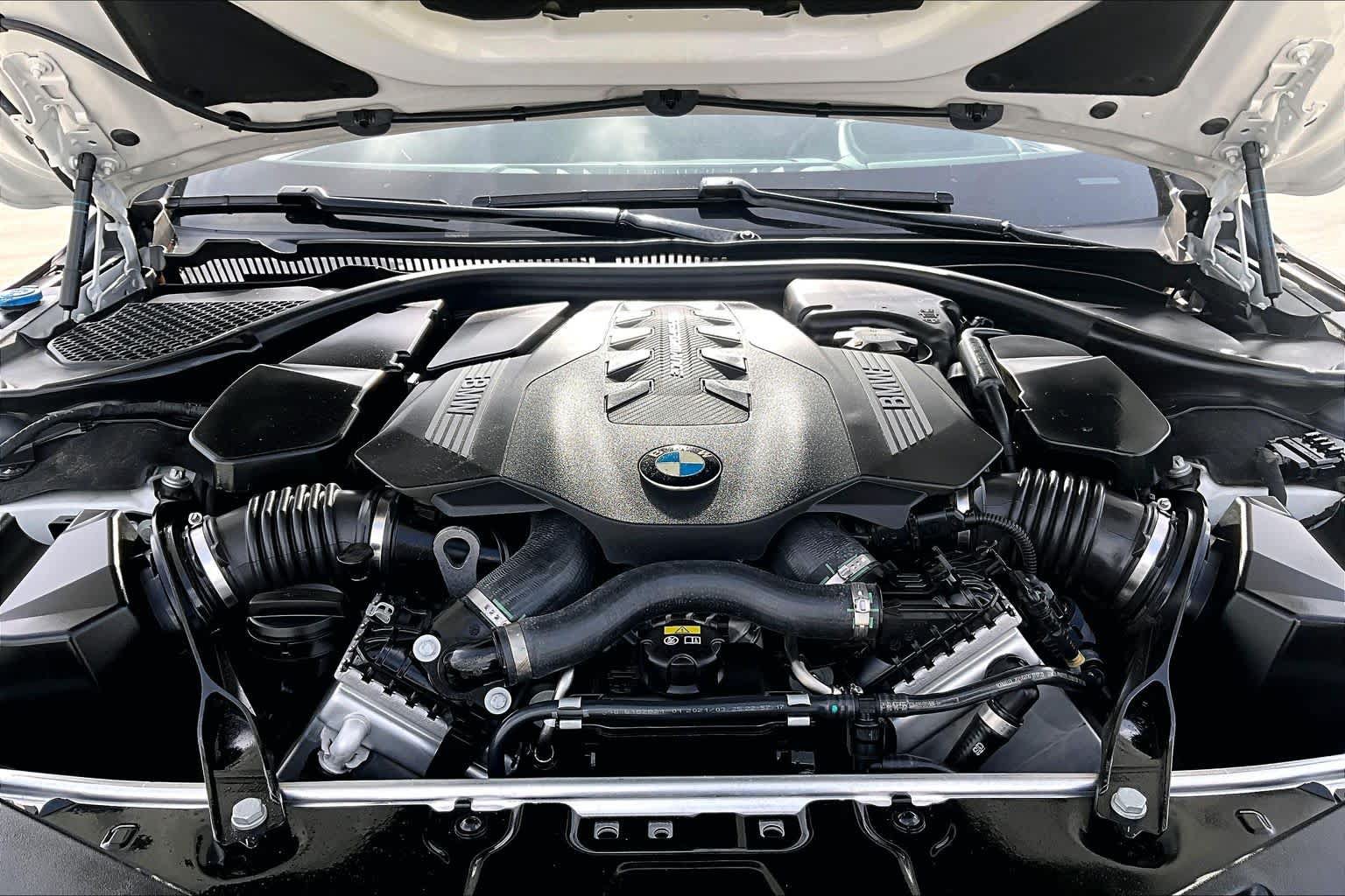 Used 2022 BMW M850i Gran Coupe xDrive AWD/4WD image 30