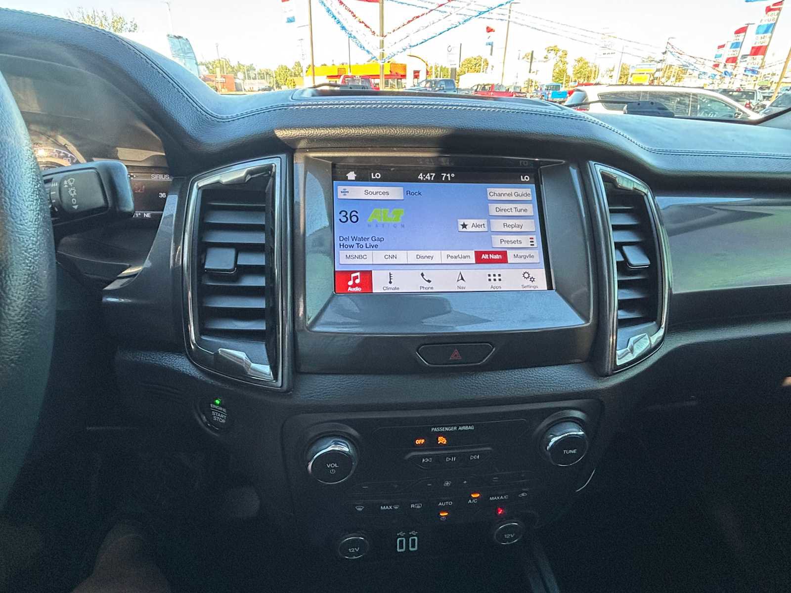 Used 2019 Ford Ranger Lariat w/ Equipment Group 501A Mid image 24