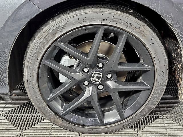 Used 2025 Honda Civic Sport image 9