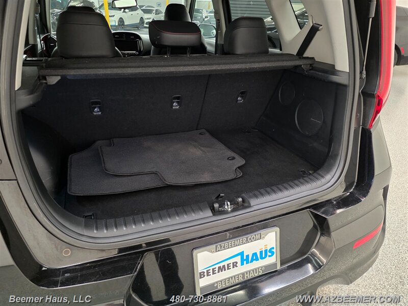 Used 2021 Kia Soul Turbo FWD image 16