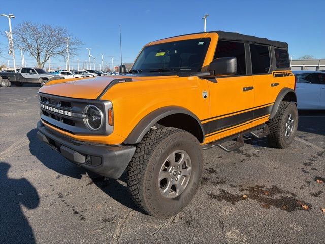Used 2022 Ford Bronco Big Bend image 2