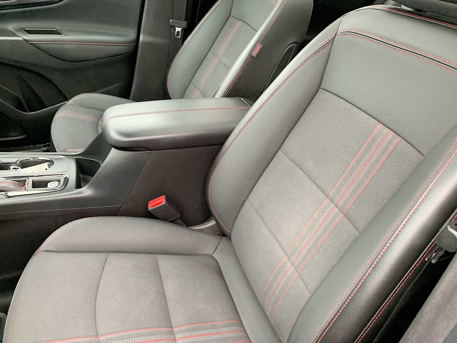 Certified 2022 Chevrolet Equinox RS image 19