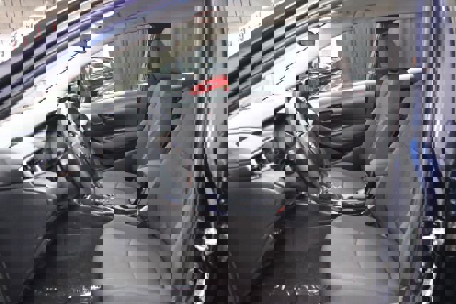 Used 2022 Toyota Corolla LE image 13