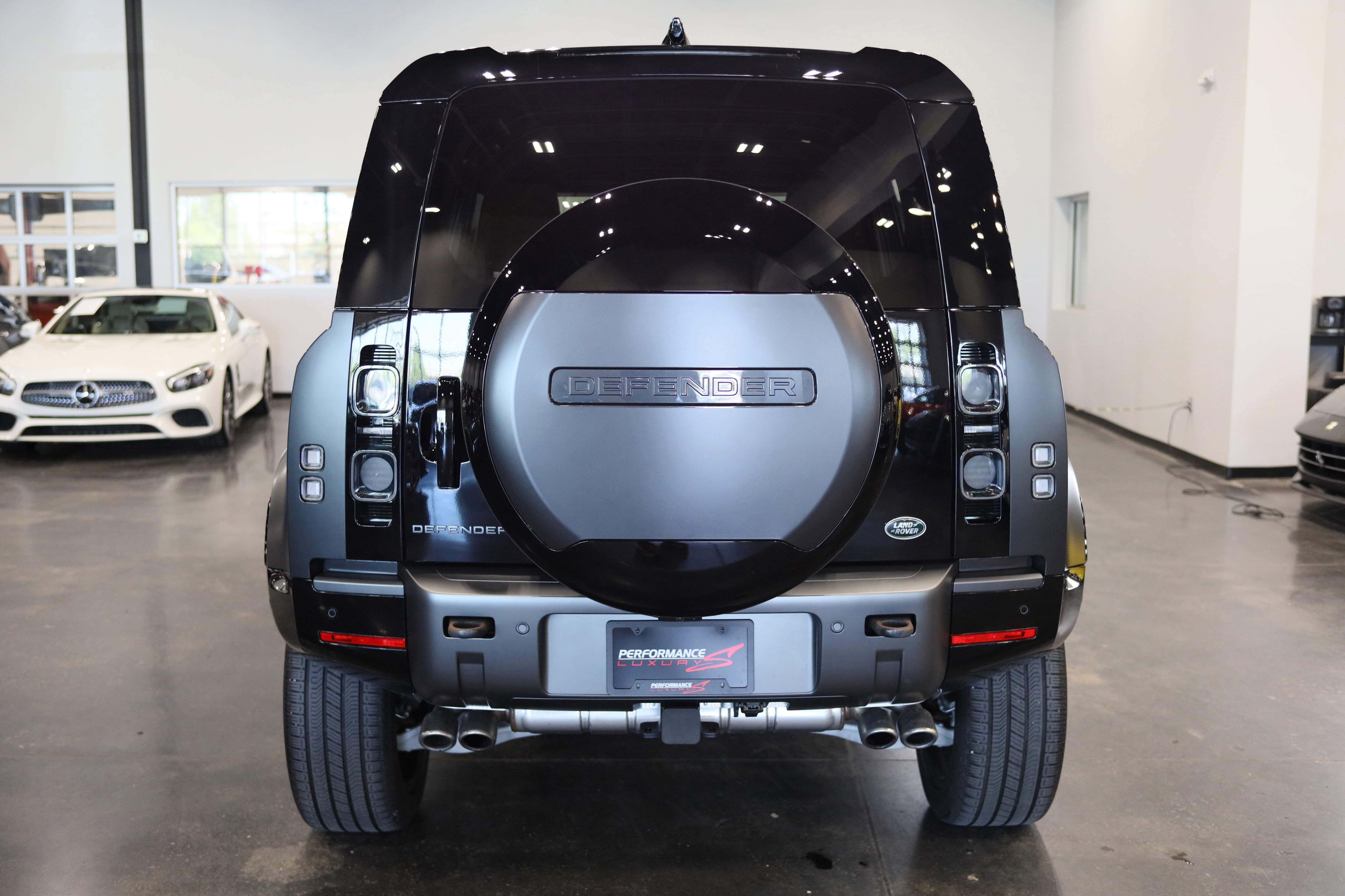Used 2023 Land Rover Defender 110 Carpathian Edition AWD/4WD image 5