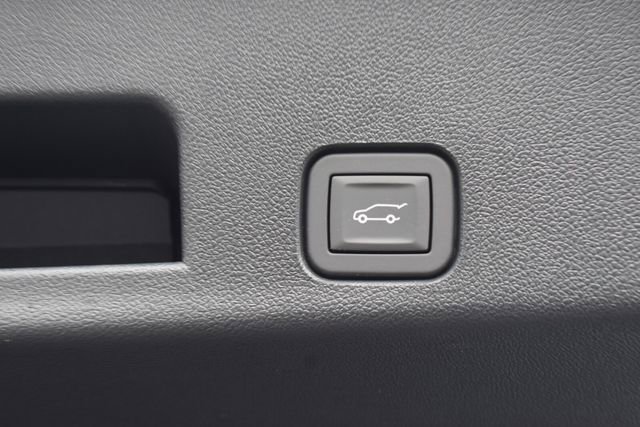 New 2026 Chevrolet Traverse LT w/ Driver Confidence Package image 19