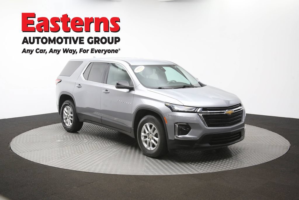 Used 2023 Chevrolet Traverse LS FWD image 48