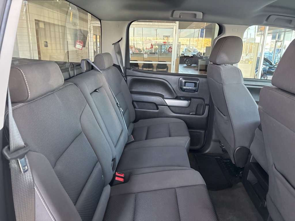 Used 2018 Chevrolet Silverado 1500 LT w/ All Star Edition image 27