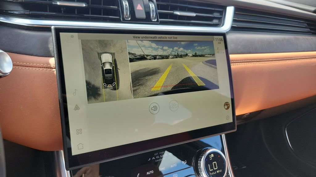 Used 2021 Jaguar XF R-Dynamic SE image 22