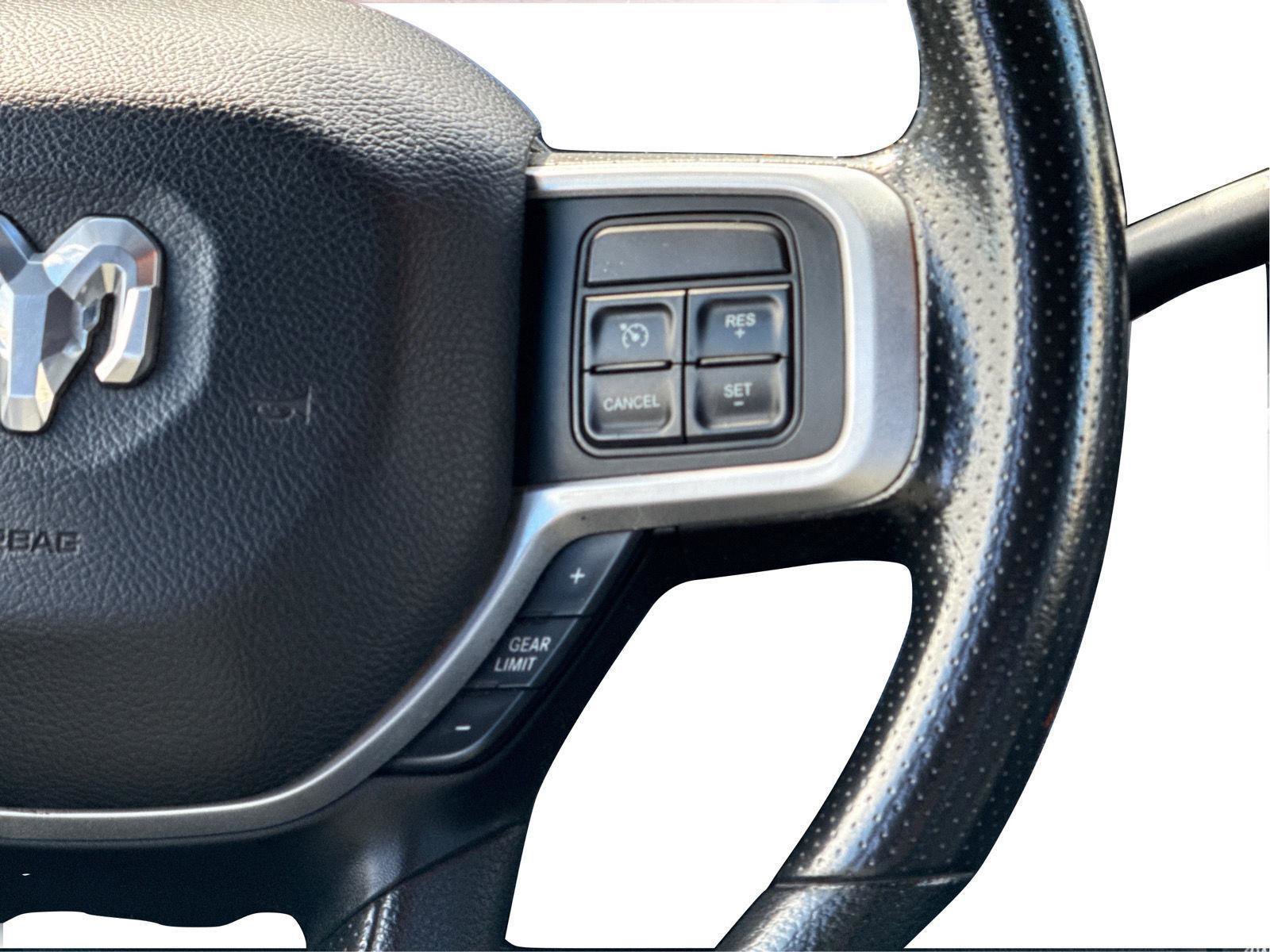 Used 2021 RAM 3500 Big Horn image 17