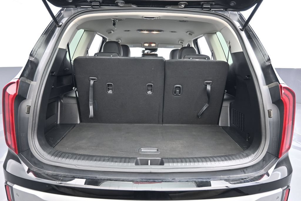 Used 2024 Kia Telluride LX FWD image 27