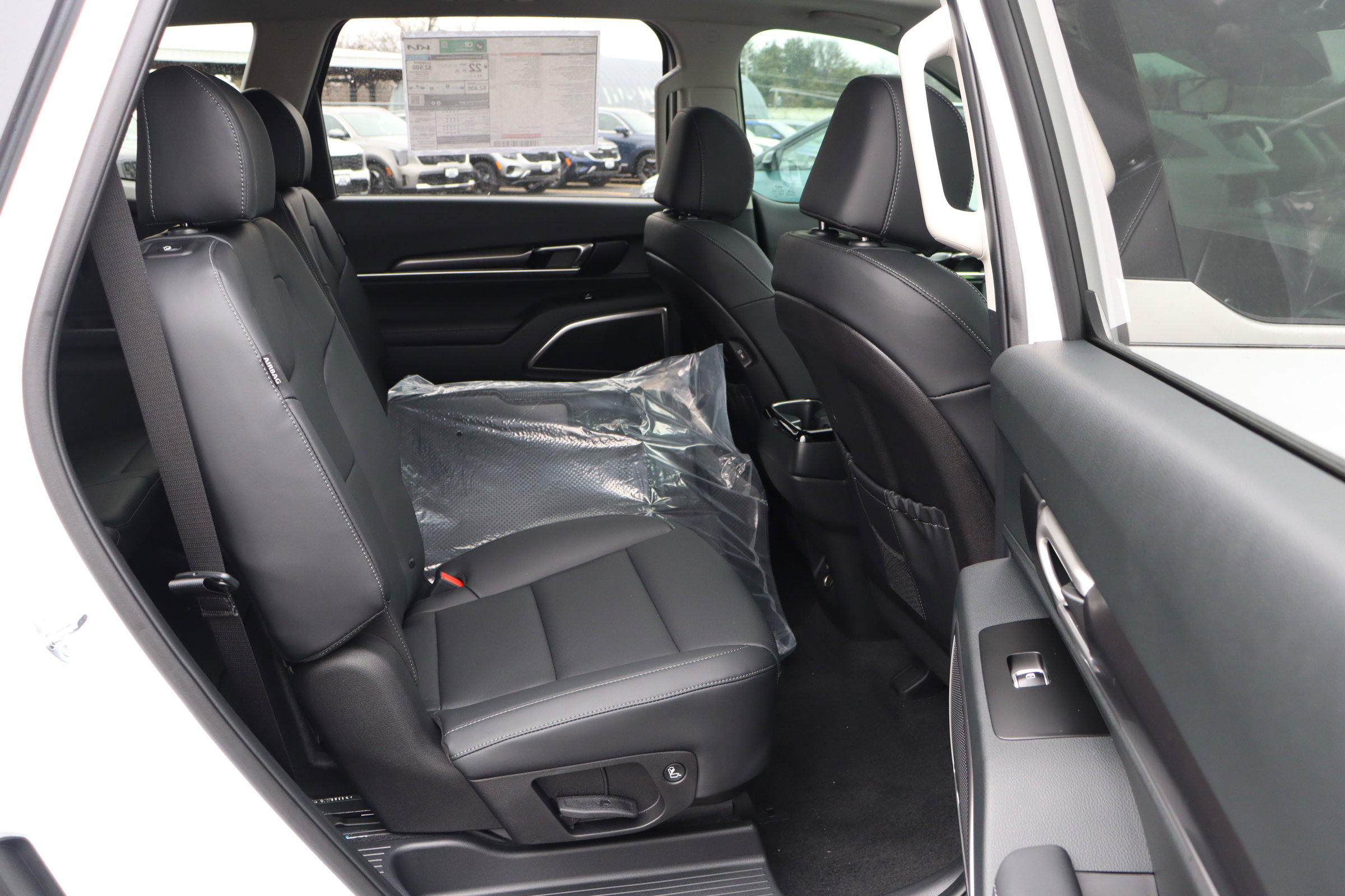 New 2025 Kia Telluride S image 25