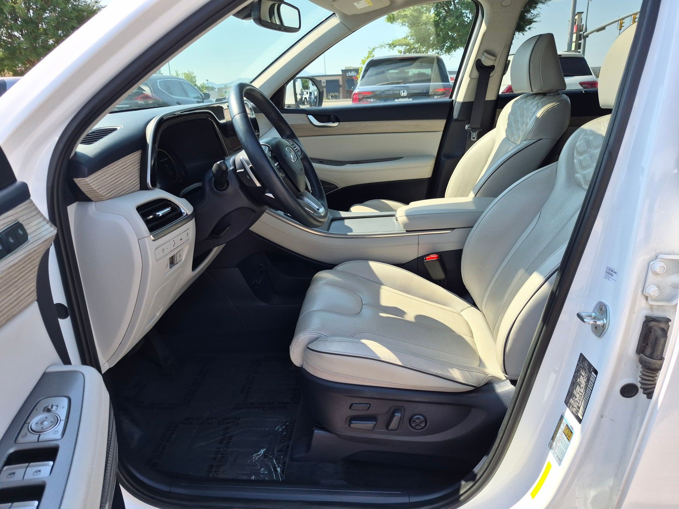 Used 2022 Hyundai Palisade Limited AWD/4WD image 17