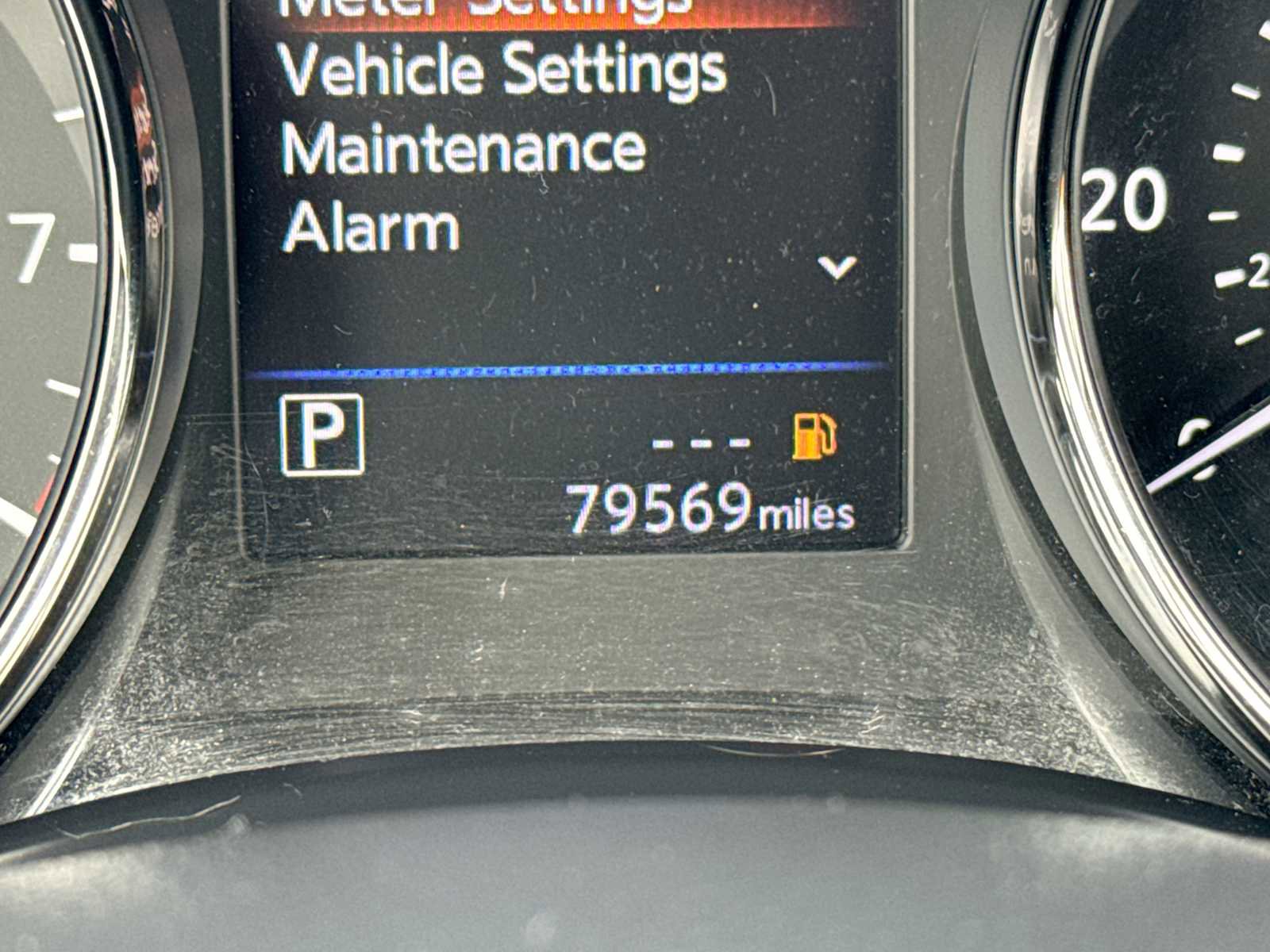 Used 2018 Nissan Rogue SV image 10