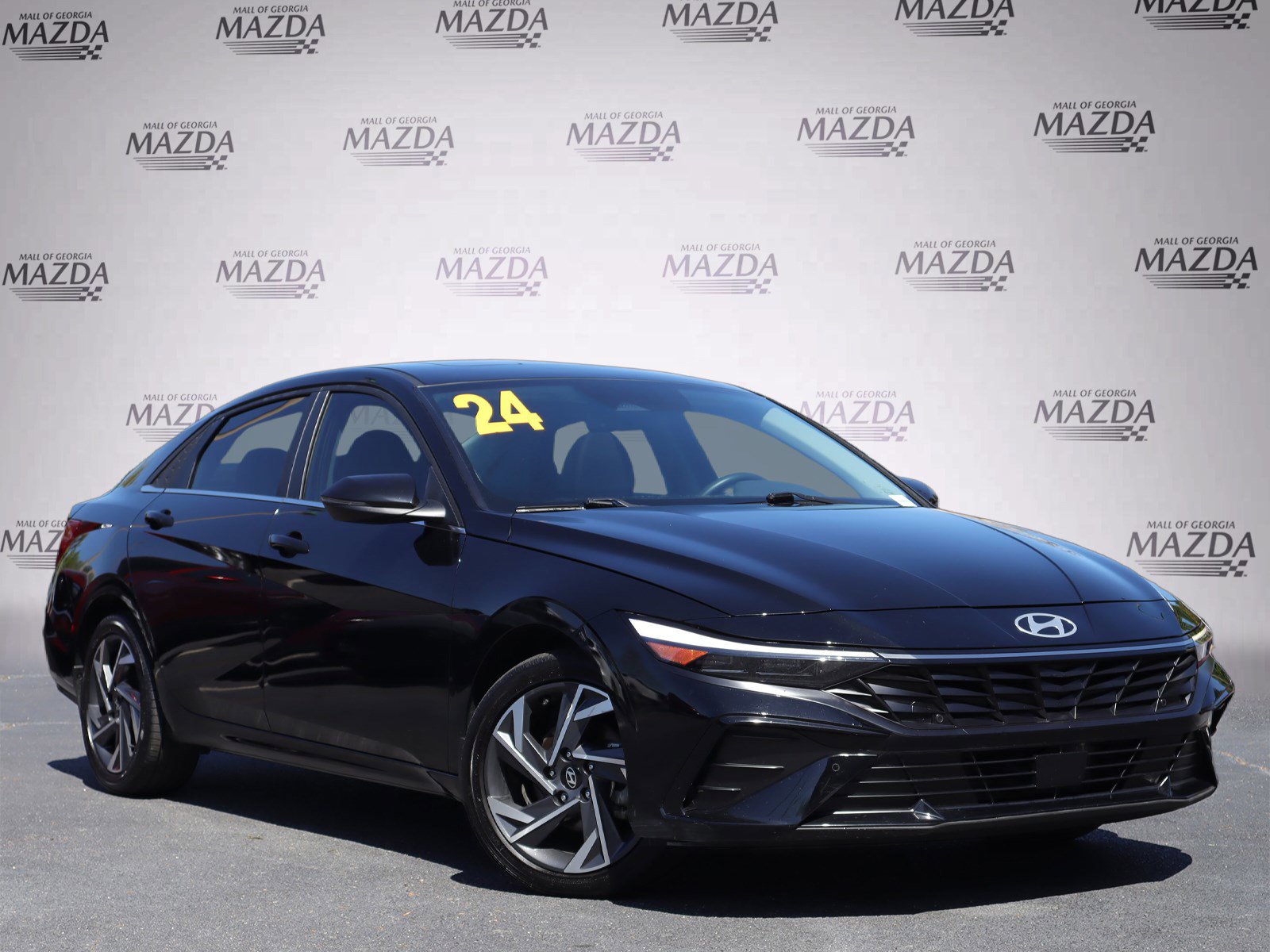 Used 2024 Hyundai Elantra Limited FWD image 2