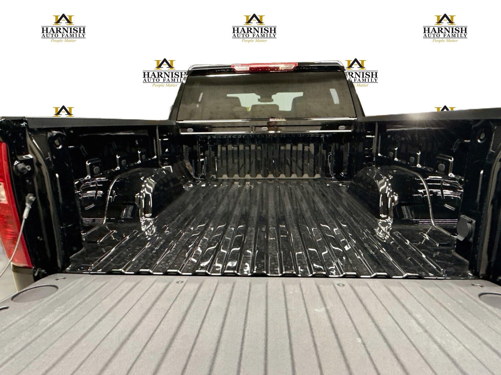 New 2026 Chevrolet Silverado 1500 Custom w/ Turbomax Blackout Package AWD/4WD image 28