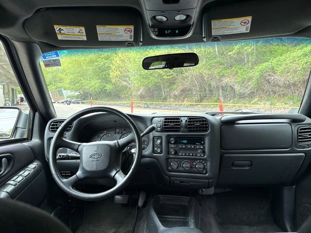 Used 2003 Chevrolet Blazer LS w/ Preferred Equipment Group AWD/4WD image 11
