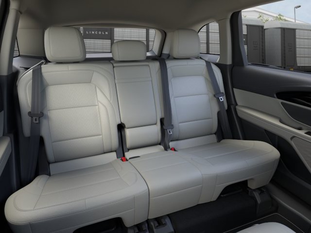 New 2026 Lincoln Nautilus Premier AWD/4WD image 11