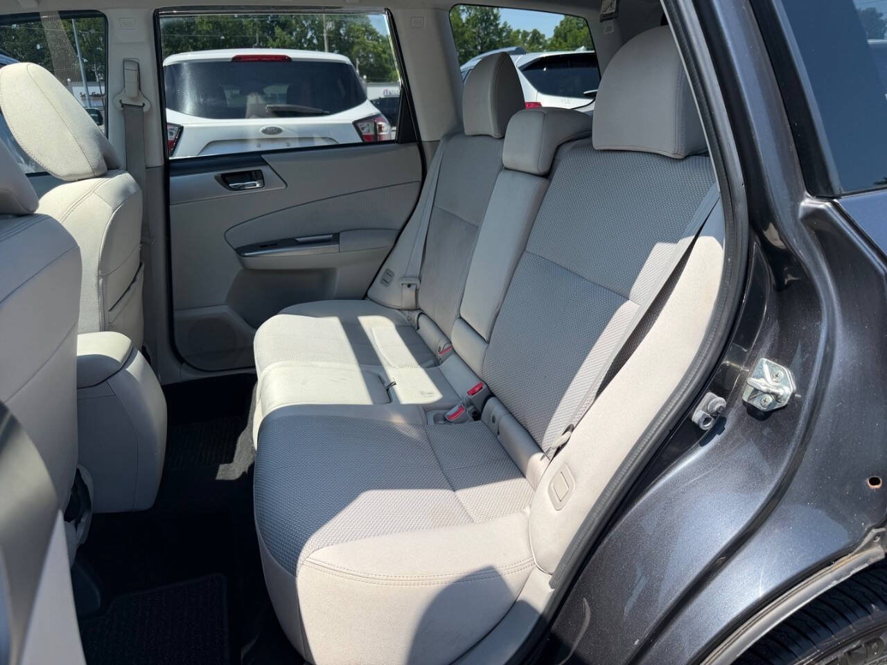 Used 2012 Subaru Forester 2.5X Premium w/ All-Weather Pkg AWD/4WD image 12
