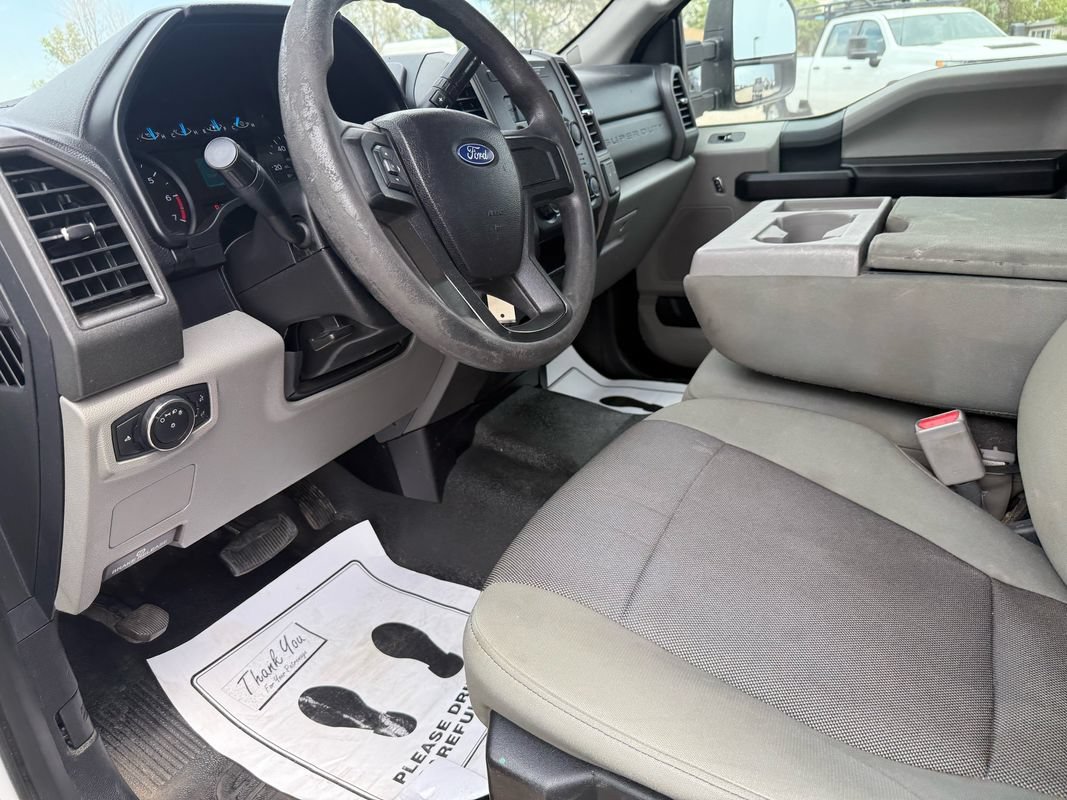 Used 2017 Ford F250 XL w/ Power Equipment Group AWD/4WD image 32