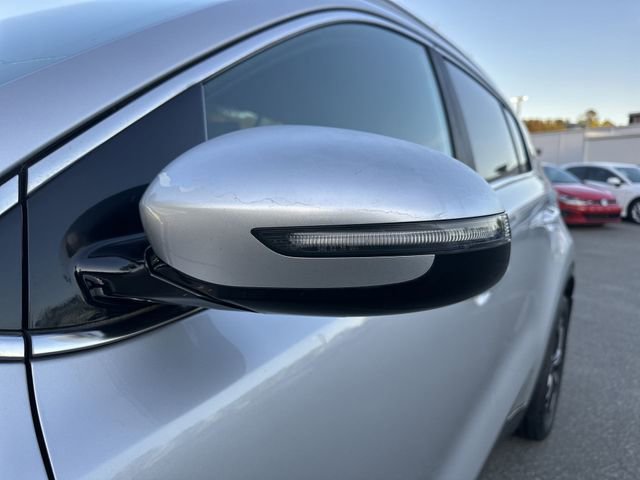 Used 2020 Kia Sportage S AWD/4WD image 10