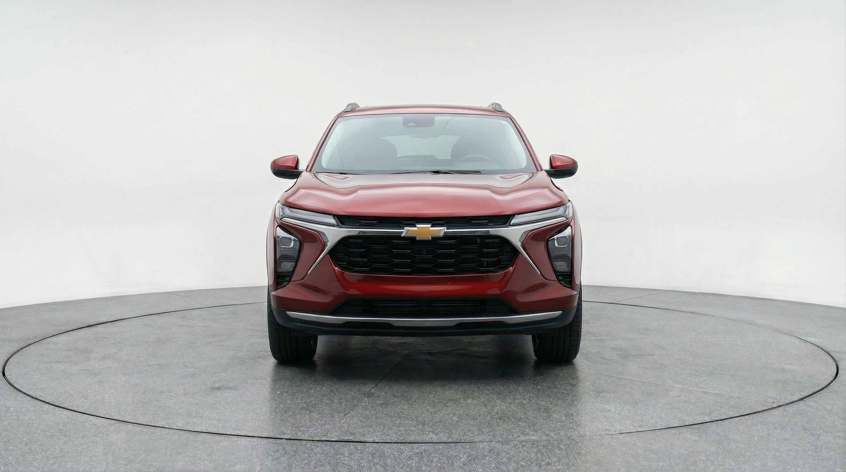 Used 2025 Chevrolet Trax LT w/ LT Convenience Package image 2
