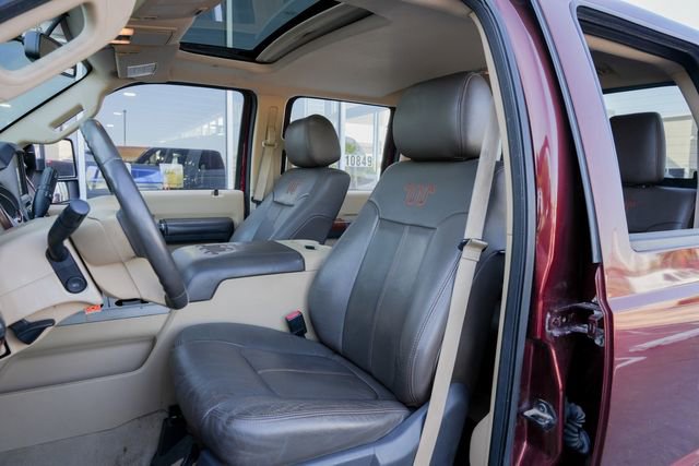 Used 2016 Ford F250 King Ranch w/ King Ranch w/Chrome Package AWD/4WD image 25