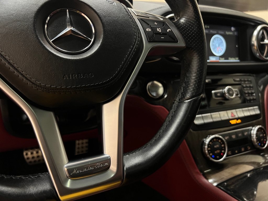 Used 2013 Mercedes-Benz SL 550 w/ Premium Pkg image 45