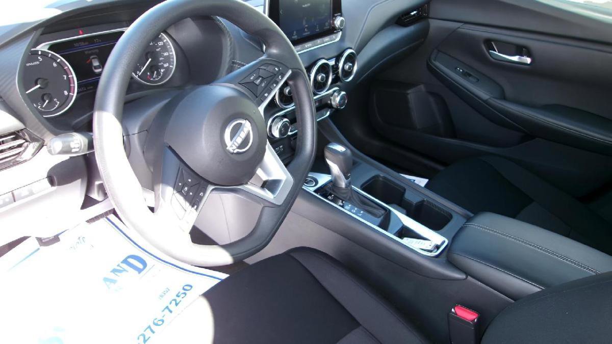Used 2024 Nissan Sentra SV FWD image 12
