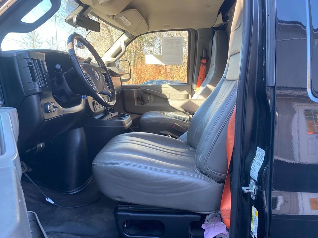 Used 2019 Chevrolet Express 2500 w/ Driver Convenience Package image 12