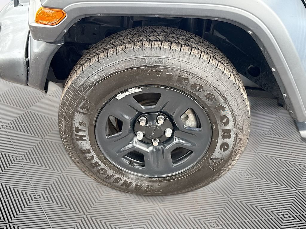 Used 2021 Jeep Wrangler Unlimited Sport image 35