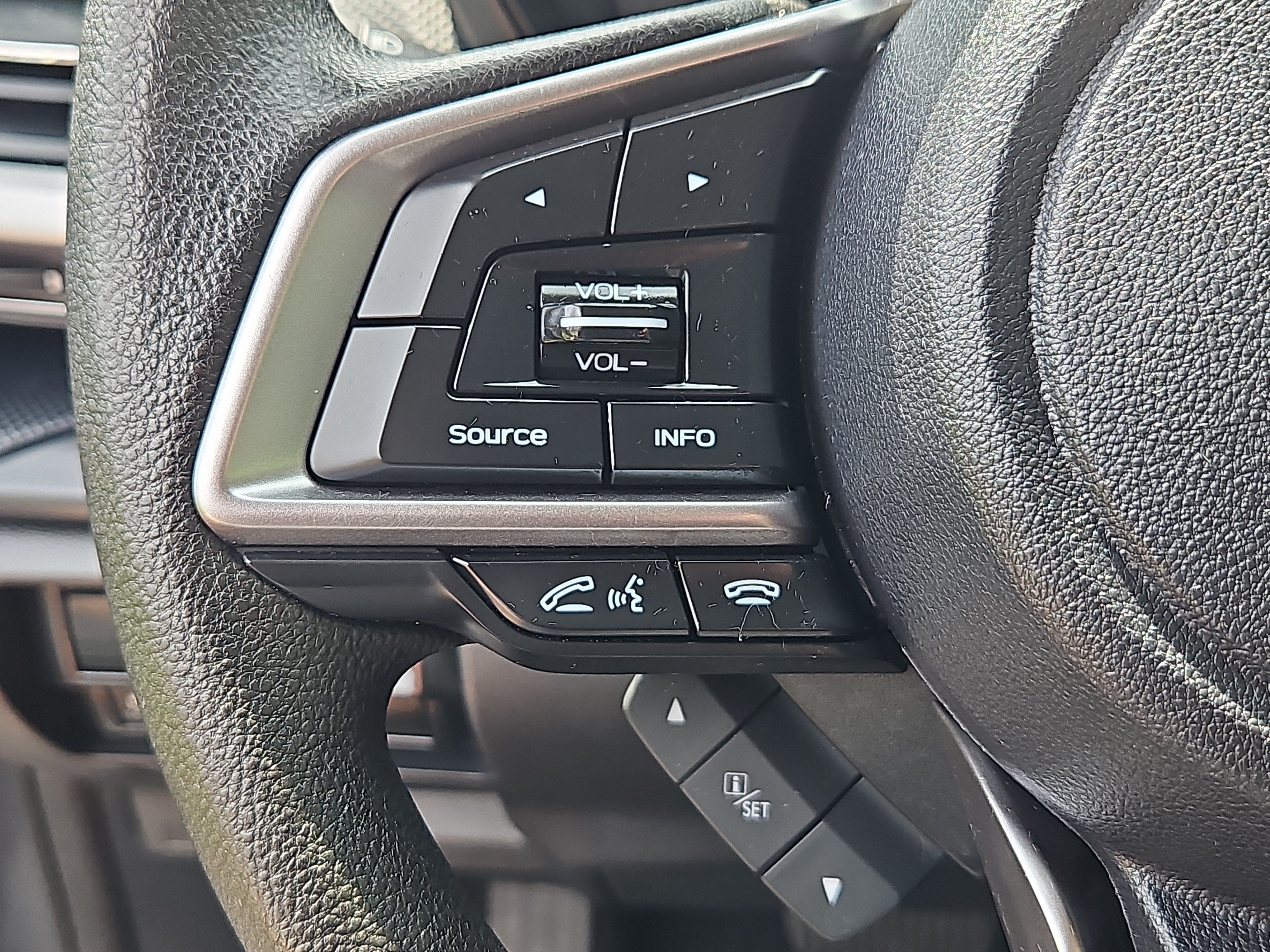 Used 2022 Subaru Forester AWD/4WD image 10