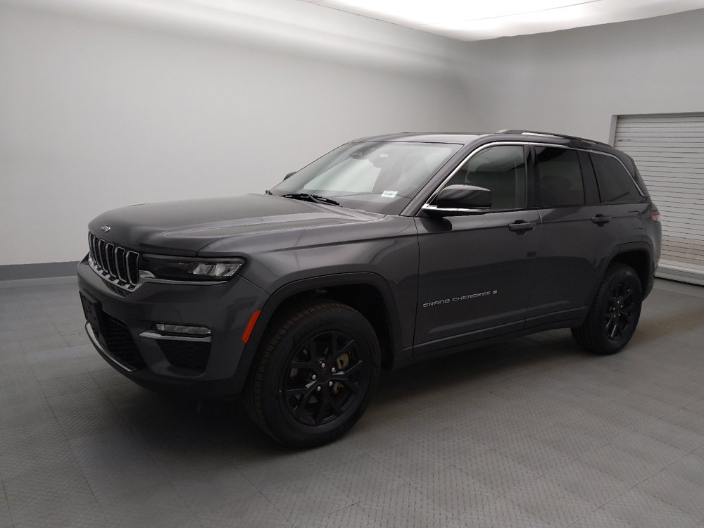 Used 2022 Jeep Grand Cherokee Limited RWD image 2
