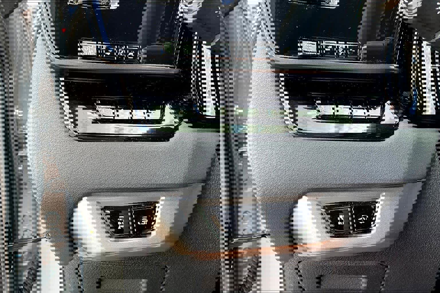 Used 2025 Lexus RX 350 Premium Plus w/ Convenience Package image 33