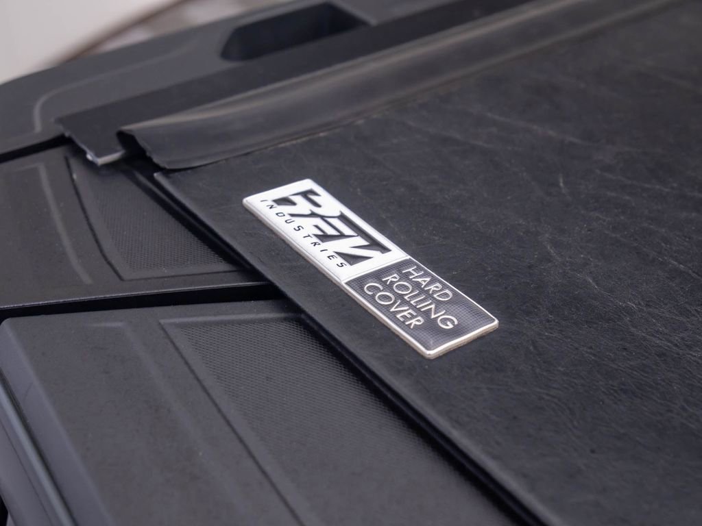 Used 2024 GMC Sierra 1500 SLT w/ SLT Premium Plus Package image 32