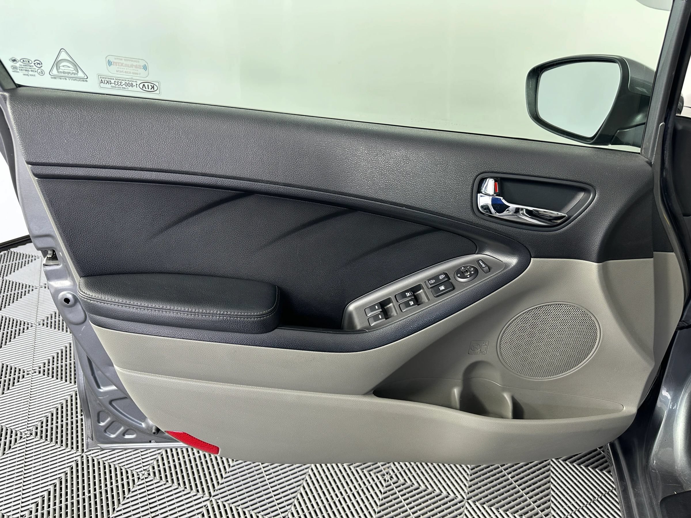 Used 2014 Kia Forte EX FWD image 21